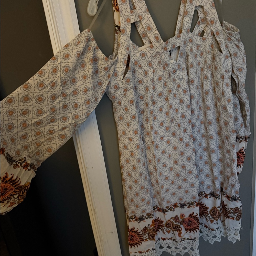 Altar'd State Cream and Rust Boho Cold-Shoulder Tunic
